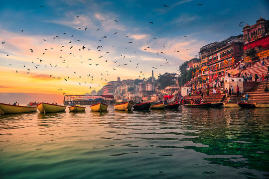 Exploring the Spiritual Essence: A Comprehensive Guide to Varanasi's Sacred Ghats
